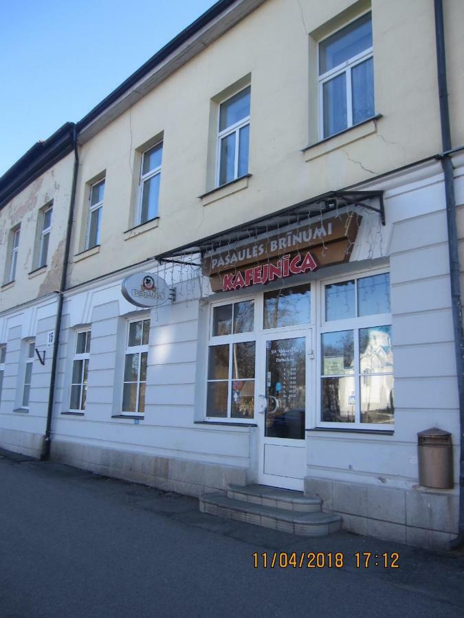 Saule Appartement Daugavpils Buitenkant foto