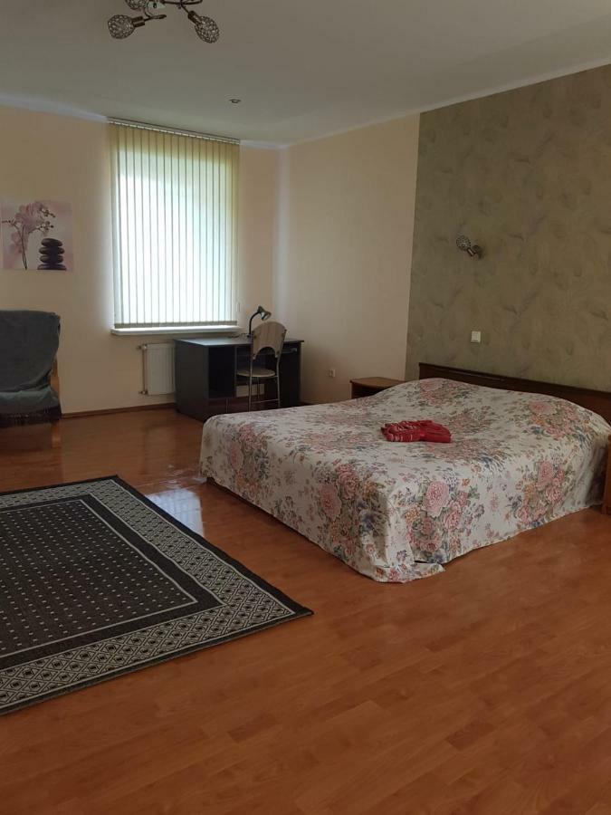 Saule Appartement Daugavpils Buitenkant foto